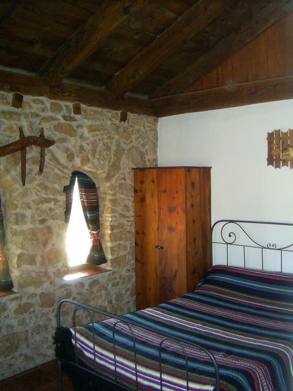 Masia Del Aragones Peñarroya de Tastavins Chambre photo